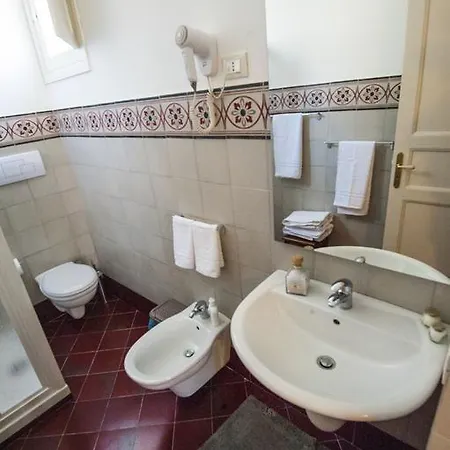 Granelli Di Sale Hotell