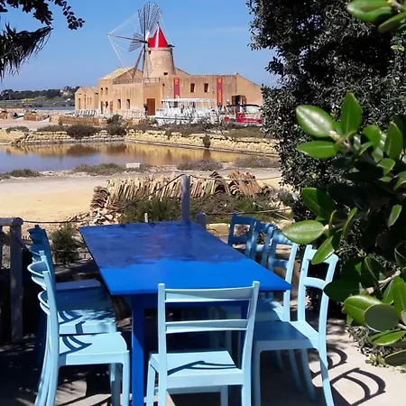 Granelli Di Sale Bed & Breakfast